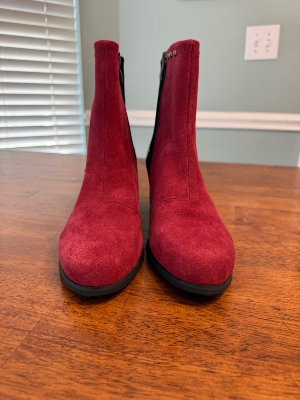Trinity Ranch Montana West Burgundy Suede Floral Embroidered Studded ankle boots - Picture 5 of 15